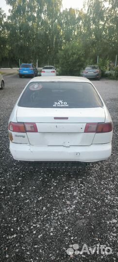 Nissan Sunny 1.4 AT, 1995, битый, 500 000 км