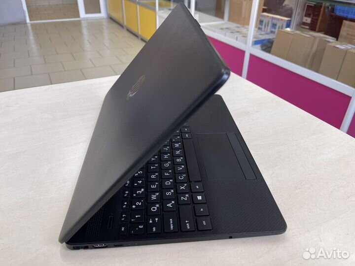 Мощный ноутбук HP/Core i7-11Gen/12GB/MX450/SSD