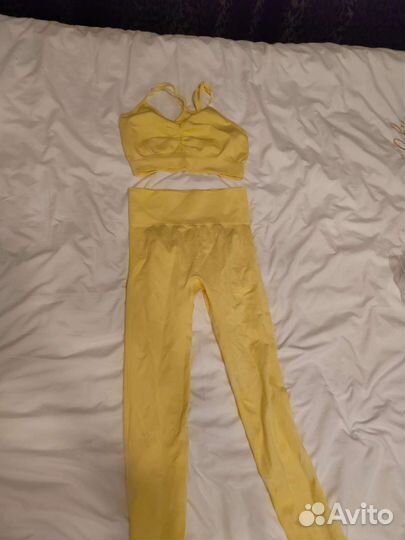 Костюм для йоги и фитнеса