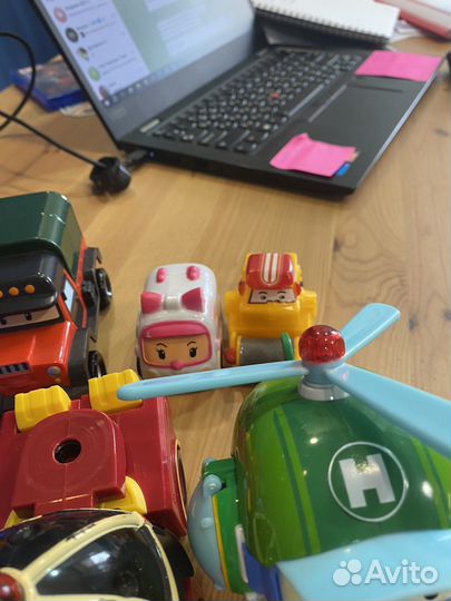 Робокар поли