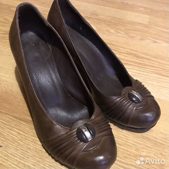 Туфли кожаные женские 39 размер