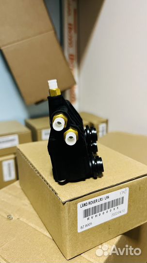 Блок клапанов Range Rover Sport L320