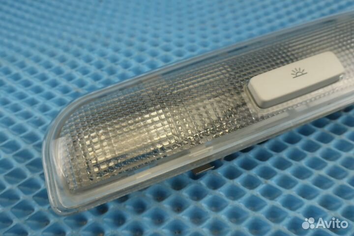 Плафон салонный задний Skoda Fabia 2 - Rapid