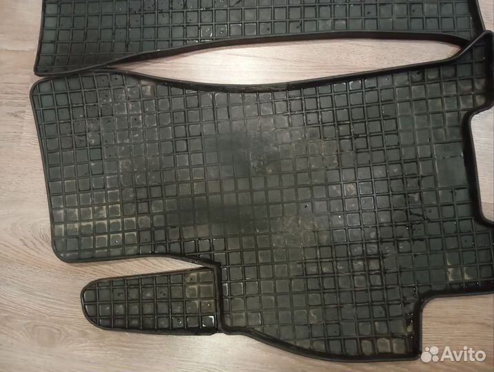 Коврики резиновые Lanos