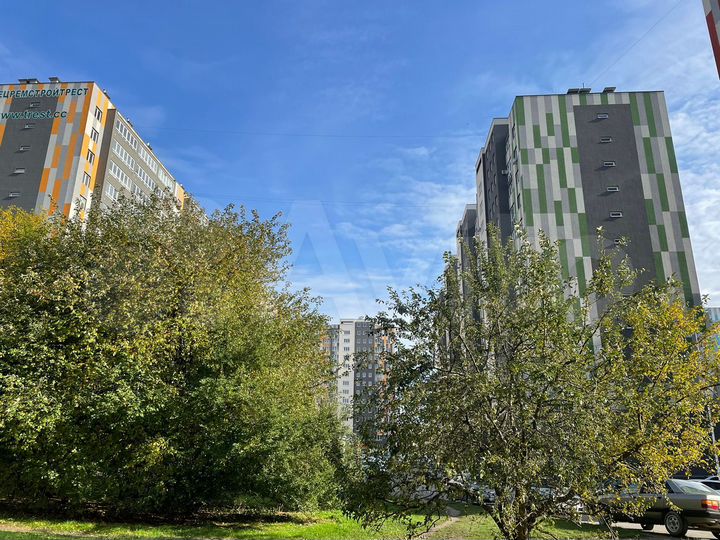 3-к. квартира, 100 м², 13/14 эт.