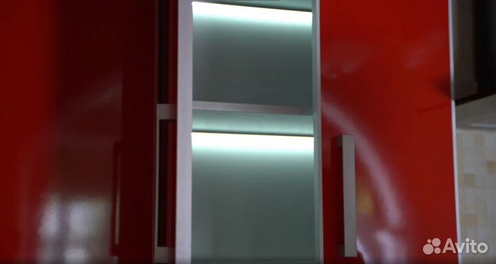 Система умной подсветки гардероба и шкафов реагиру