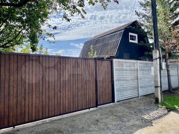 Дом 40 м² на участке 6 сот.