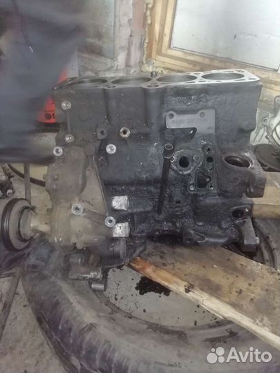 Блок двс на фольксваген гольф,1.9 AHU