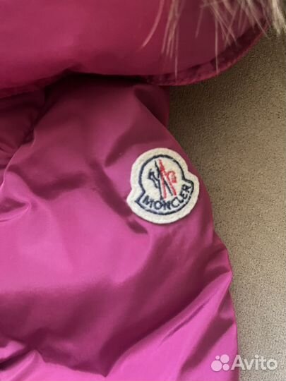 Пуховое пальто для девочки Moncler