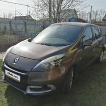 Renault Scenic 1.6 MT, 2013, 246 000 км, с пробегом, цена 725 000 руб.