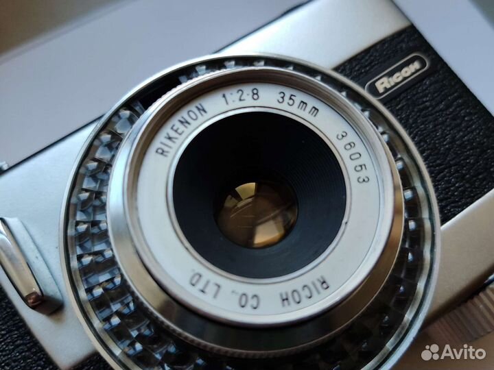 Плёночный фотоаппарат Ricoh