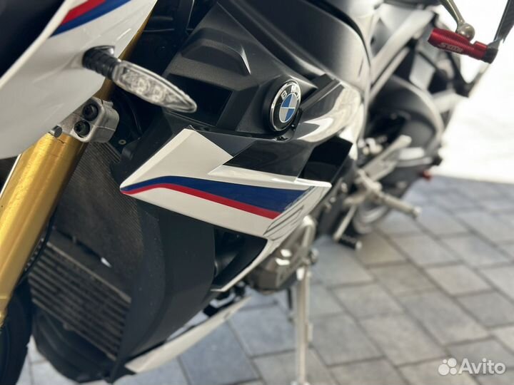 BMW S1000R