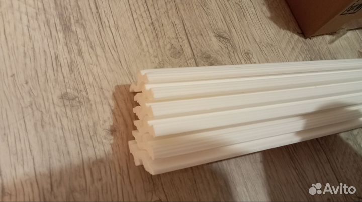 Потолочный плинтус пвх