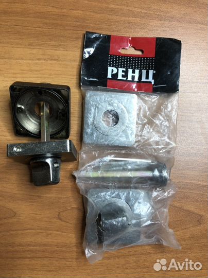 Дверная фурнитура