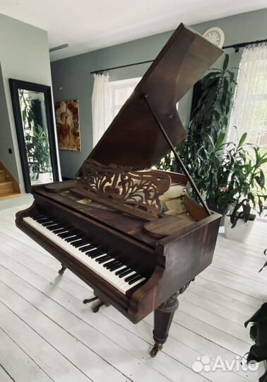 Рояль с историей Bechstein