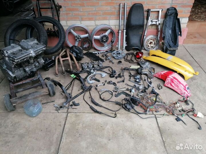 Suzuki GSX 600 katana Разбор Запчасти