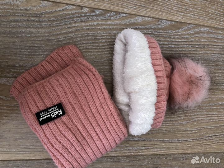 Комплект шапочка Зимняя с шарфом на 5-7лет