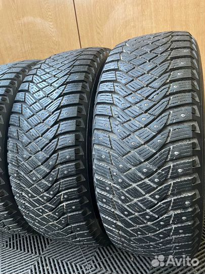 Goodyear UltraGrip Arctic 2 235/55 R18