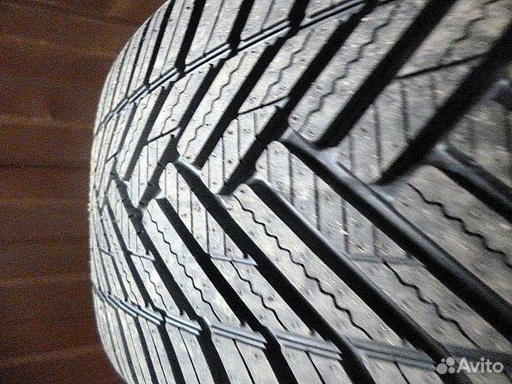 Hankook Kinergy 4S2 H750 235/55 R19 105W