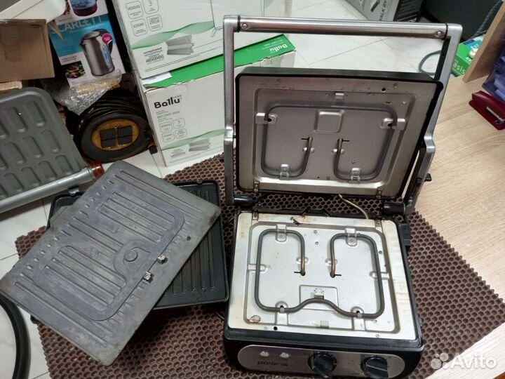 Гриль-пресс Polaris PGP 1002