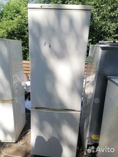 Холодильник рабочий с гарантией