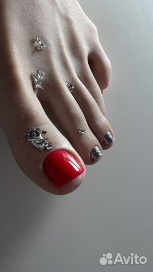 Маникюр педикюр