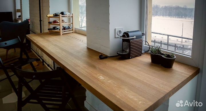 Подоконник-столешница из массива дерева