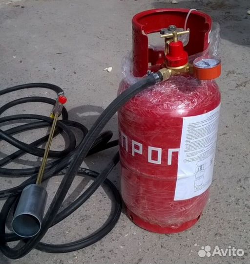 Газовый баллон с горелкой