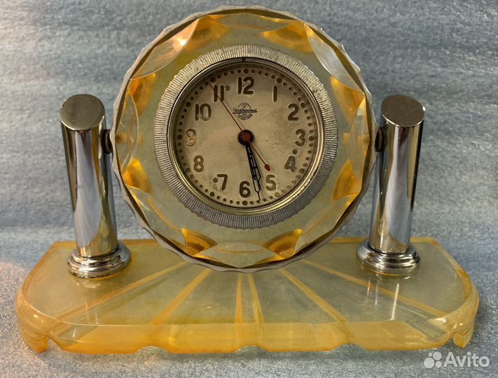 Настольные часы. Челябинский завод