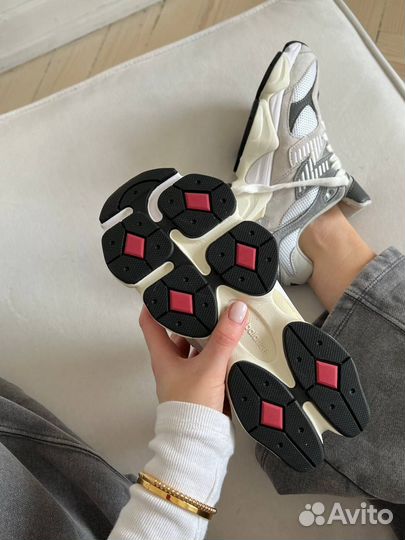 Кроссовки Женские New Balance 9060