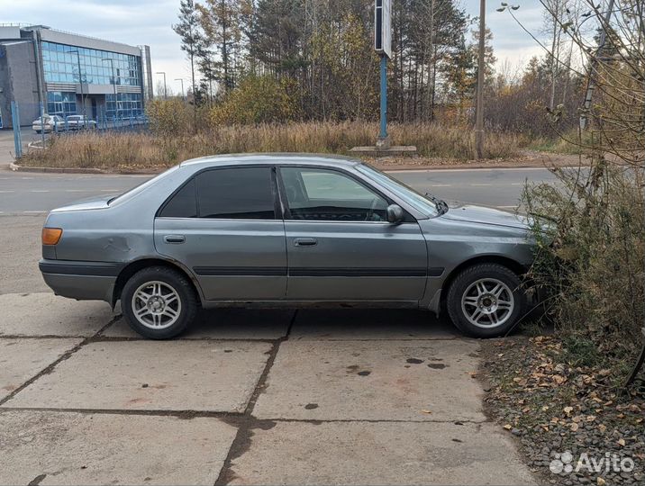 Toyota Corona Premio 1.8 AT, 1996, 234 000 км