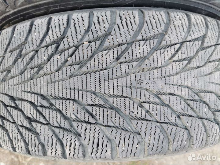 Nokian Tyres Hakkapeliitta R2 215/55 R17
