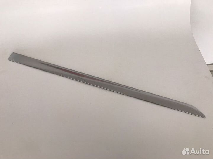 Молдинг двери Discovery 5