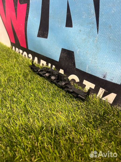 Пластик Volkswagen Jetta 7 2019