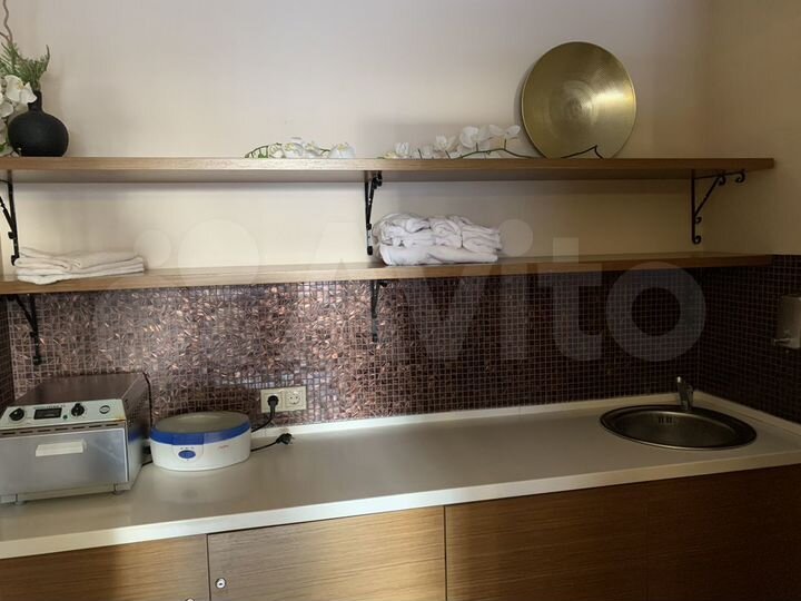 Парикмахерский зал 23 м²