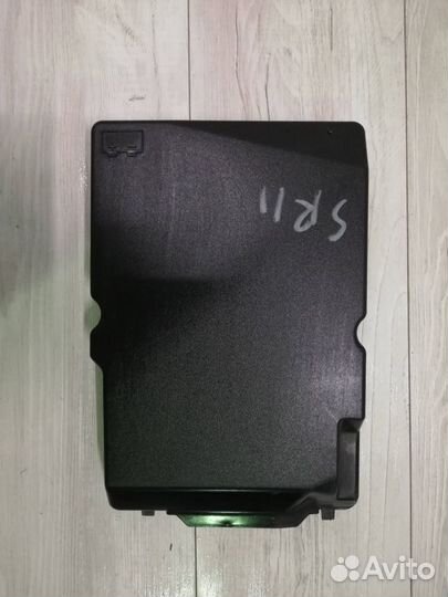 Крышка аккумулятора Mazda 3