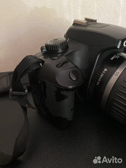 Зеркальный фотоаппарат canon 1000D