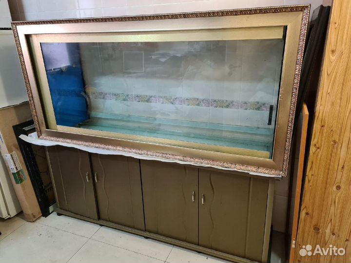 Аквариум 400л с тумбой
