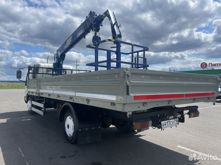 Hino 300 (Dutro) с КМУ, 2011