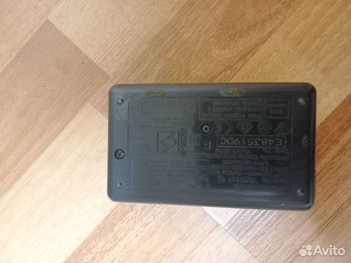 Зарядное устройство panasonic VSK 0581