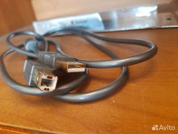 Кабель для мультимедиа