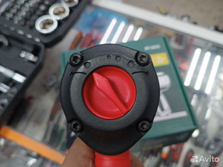 Гайковерт пневматический 950 нм Rossvik