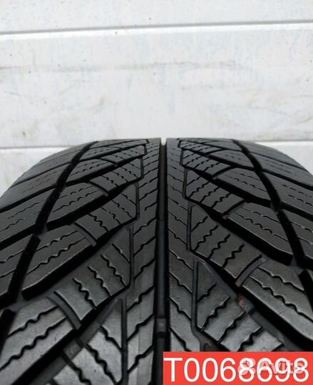 Goodyear UltraGrip 8 Performance 225/55 R17 97H