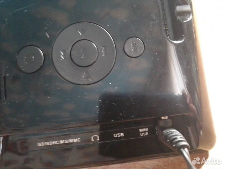 Цифровая фоторамка Ritmix RDF-702