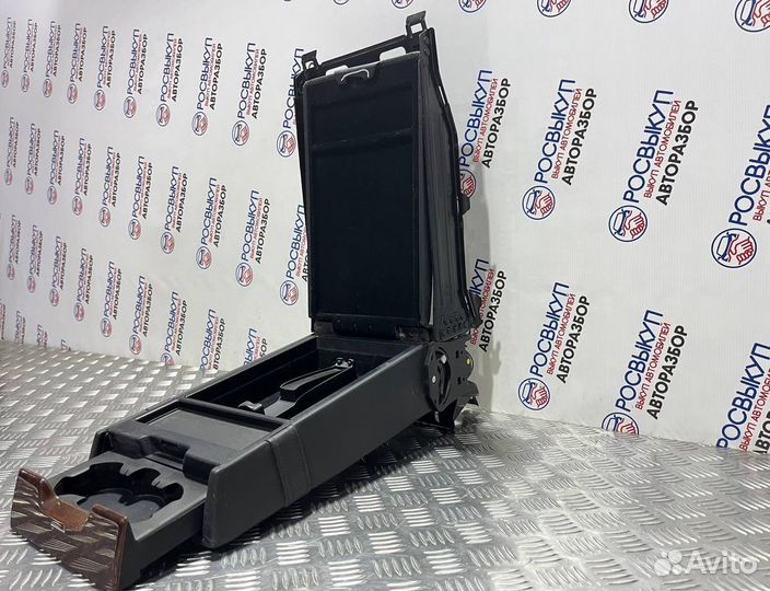 Подлокотник Mercedes-Benz W220