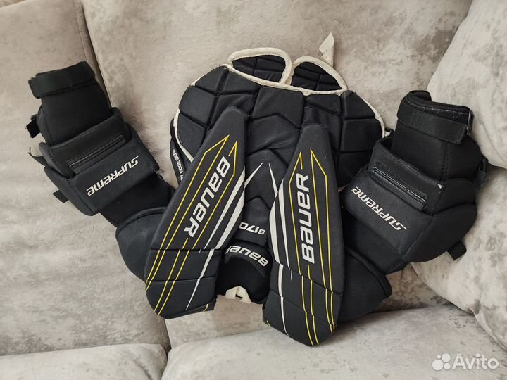 Вратарский нагрудник bauer