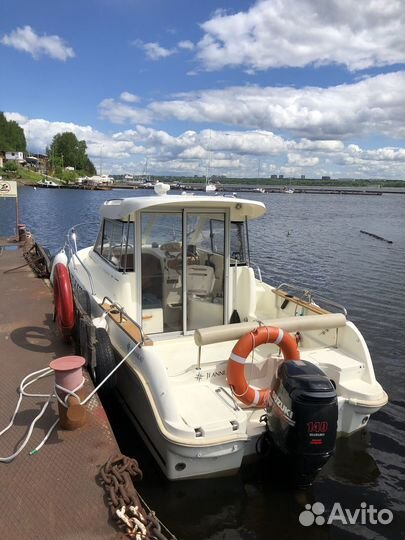 Морской катер Merry Fisher 625 (6,4 м)