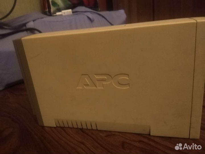 Ибп APC Back-UPS CS