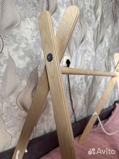 Стойка-тренажер Монтессори