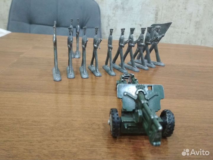 Оловянные солдатики СССР